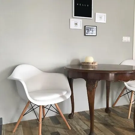 Guesthouse Nurburg Нюрбург
